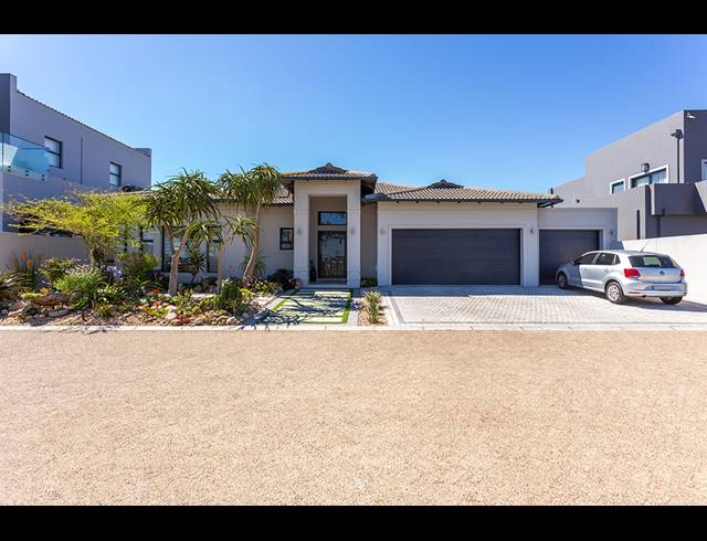 4 BEDROOM HOUSE FOR SALE IN SAGEWOOD
